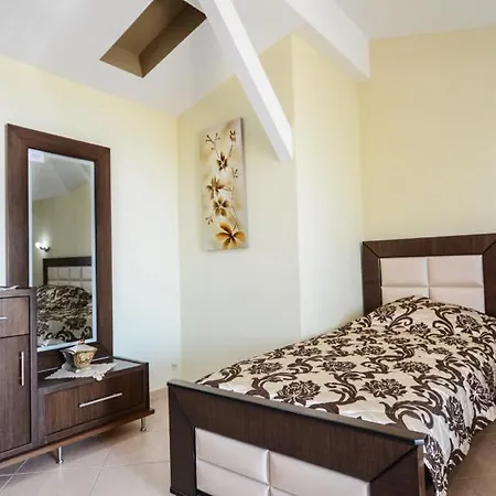 Apartman Xanthipi Szárti